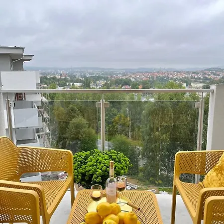 Cobena Jelenia Gora